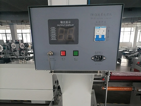 Catu Daya dan Panel Kontrol Corona Treatment